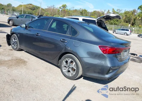 2021 Kia Forte Lxs z USA, uszkodzony, nr VIN 3KPF24AD1ME356886